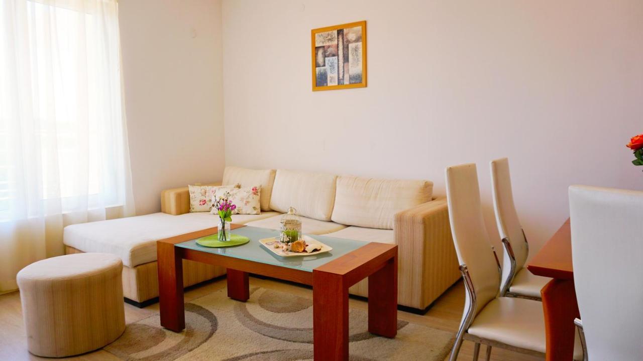 Apartment Marina Residence - Апартамент Марина Резидънс Kavarna Exterior foto