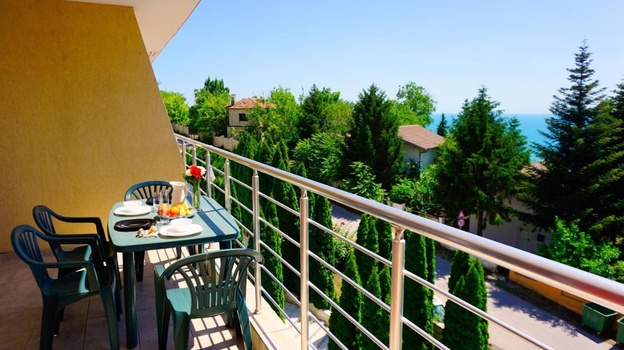 Apartment Marina Residence - Апартамент Марина Резидънс Kavarna Exterior foto